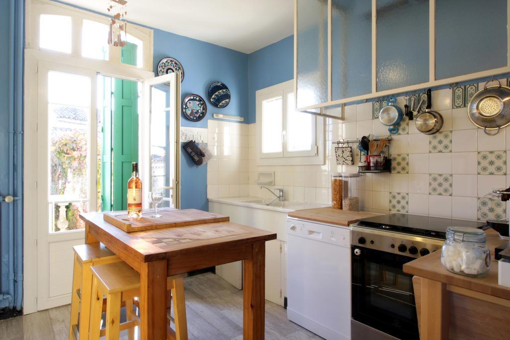 Maison de maître à BRAM # Jacuzzi Extérieur photo