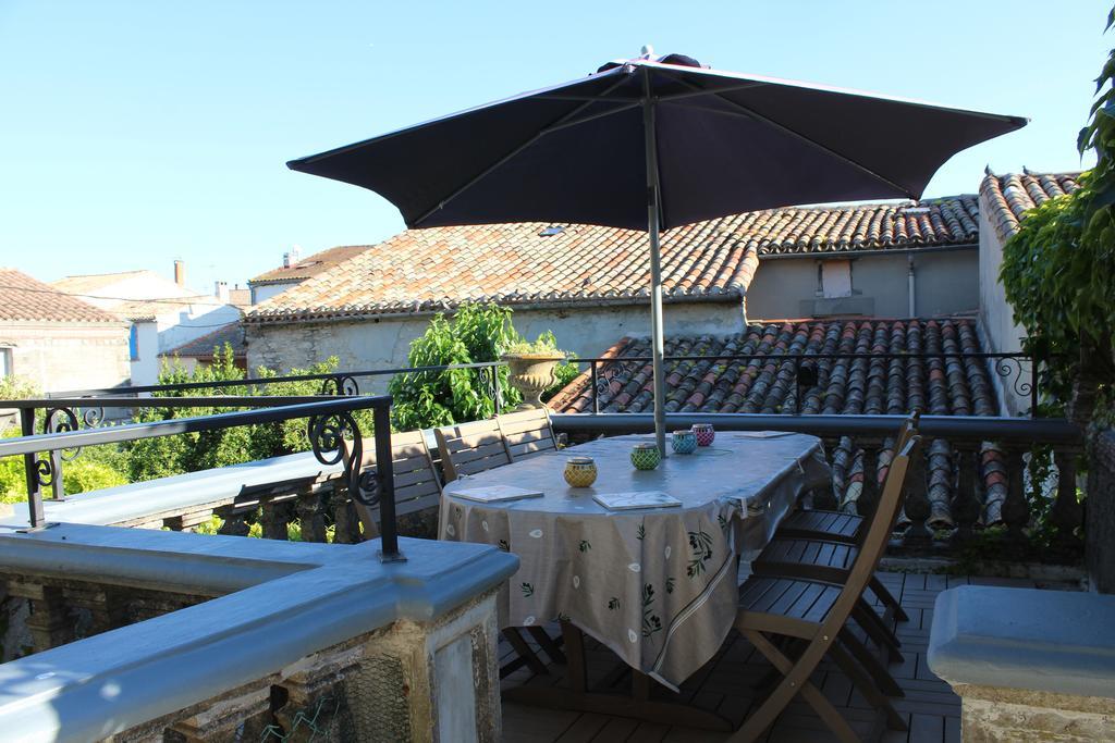 Maison de maître à BRAM # Jacuzzi Extérieur photo
