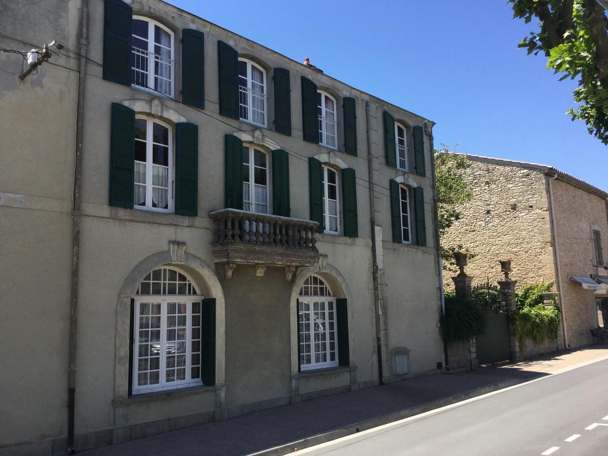 Maison de maître à BRAM # Jacuzzi Extérieur photo